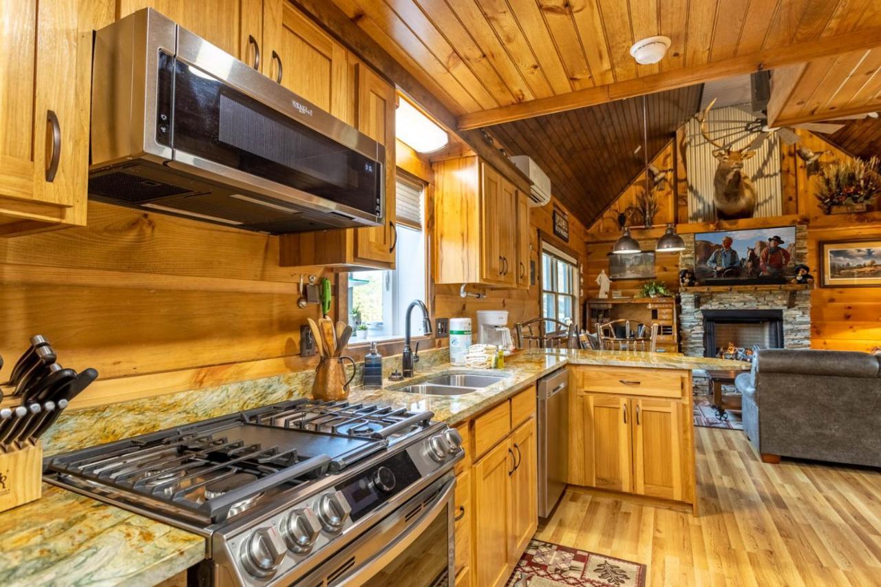 Red Fox Den Villa Linville Falls Exterior photo